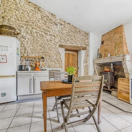 Maison De D'amelie Saint-Germain-dʼEsteuil