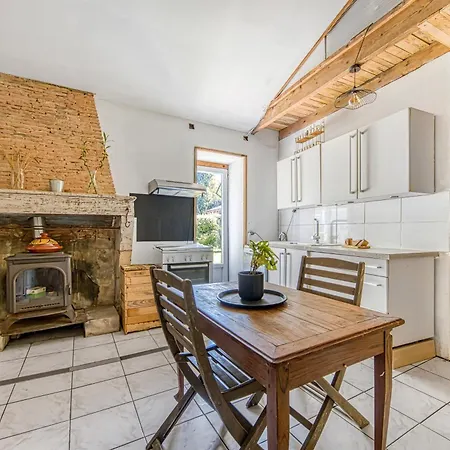 別荘 Maison De D'amelie Saint-Germain-dʼEsteuil