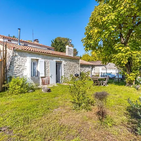 Maison Calme D'amelie Saint-Germain-dʼEsteuil
