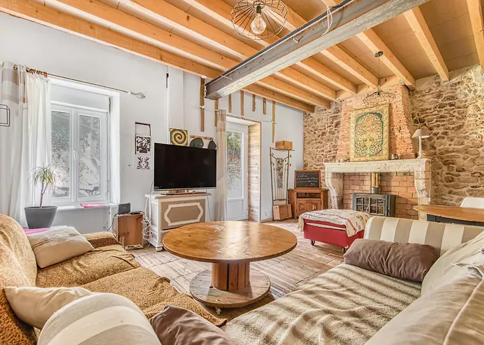 Maison De D'amelie * Saint-Germain-dʼEsteuil