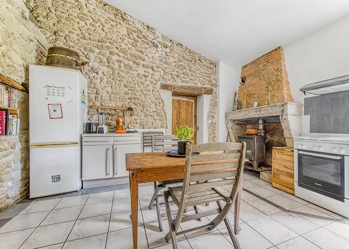 Maison De D'amelie Saint-Germain-dʼEsteuil